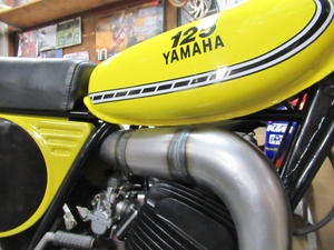 希少 当時物 1974年 YAMAHA YZ125 純正アルミタンク ヤマハ