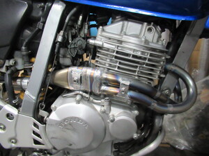 亀裂の入ったツインホースは使用をやめましょう　国産正規品　アセチレン　ツインホース　圧着カプラ付　20M ヒビの入ったガスホース ツインホースは即交換 江戸川区 藤井商店